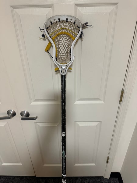 Lacrosse Custom Loyola D Pole Stick. Rebel D with 4S on Dragonfly