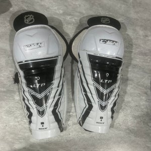 Youth CCM LTP 8" Shin Pads (Used)