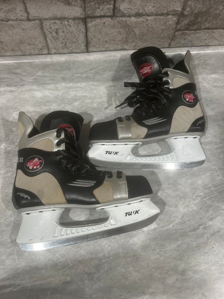 Bauer Vapor Hockey Skates 10 (Used)