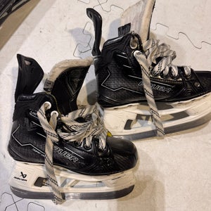 2024 Bauer Hockey Skates Extra Wide Width Size 1.5 (Used)