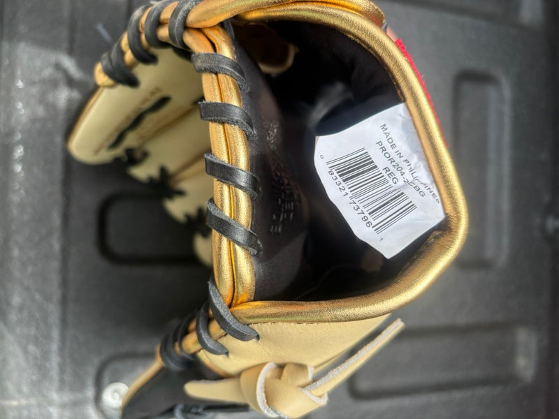 2025 Rawlings Heart of the Hide RH Infield Baseball Glove 11.5" (New)