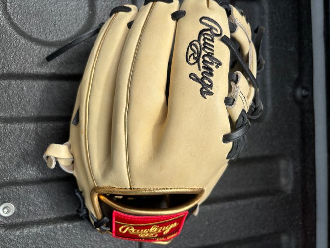 2025 Rawlings Heart of the Hide RH Infield Baseball Glove 11.5" (New)
