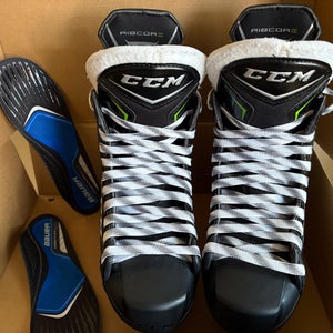 CCM RibCor 78K Hockey Skates Regular Width - Size 6 (Used)
