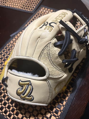 JL Glove Co RH Infield Baseball Glove 11.75" (New)