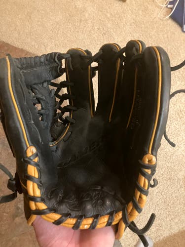 Rawlings Gamer Series RH Infield Baseball Glove 11.5" (Used)