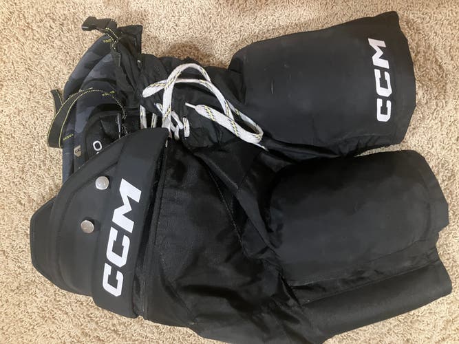 Men's Junior Large CCM Tacks AS 580 Hockey Pants (Used)