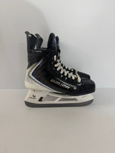 Like New Size 5.5 Fit 1 Intermediate Bauer Vapor Flylite Hockey Skates