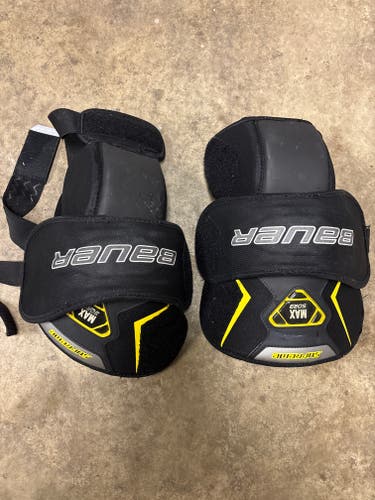 Bauer Supreme Max Knee Guards