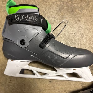 Bauer Konekt Hockey Goalie Skates 10 (Used)