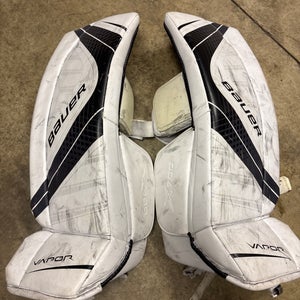 Small Bauer Vapor X700 Goalie Leg Pads (Used)