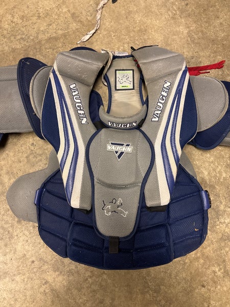 Small Vaughn Ventus SLR Pro Goalie Chest Protector (Used)
