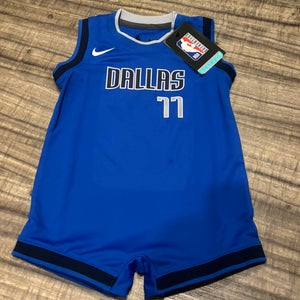 Dallas Mavericks NBA Infant One Piece Outfit 18 Months Luka Doncic Nike New