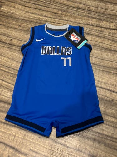 Dallas Mavericks NBA Infant One Piece Outfit 18 Months Luka Doncic Nike New