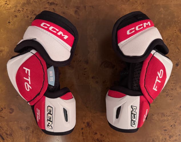 Junior Small CCM Jetspeed FT6 Elbow Pads (Used)