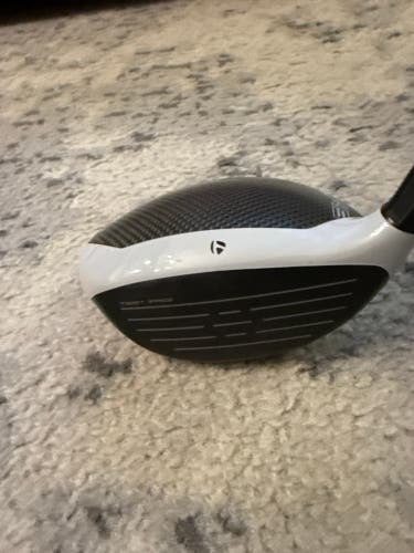 Men's TaylorMade SIM Max Right Handed Fairway Wood Regular Flex 3 Wood (Used)