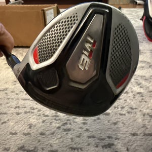 TaylorMade M6 Right Handed Fairway Wood Regular Flex 3 Wood (Used)