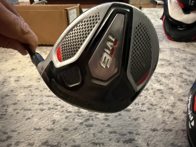 TaylorMade M6 Right Handed Fairway Wood Regular Flex 3 Wood (Used)