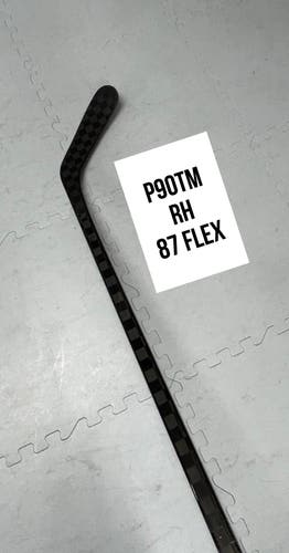 Senior(1x)Right P90TM 87 Flex ProBlackStock™ Unbranded Pro Stock Nexus Hockey Sticks