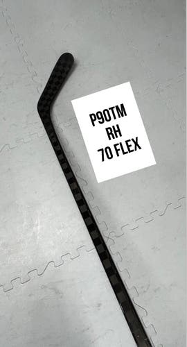 Senior(1x)Right P90TM 70 Flex ProBlackStock™ Unbranded Blackouts Pro Stock Hockey Sticks