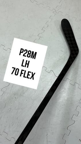 Senior(1x)Left P28M 77 Flex ProBlackStock™ Unbranded Blackouts Pro Stock Nexus Hockey Sticks