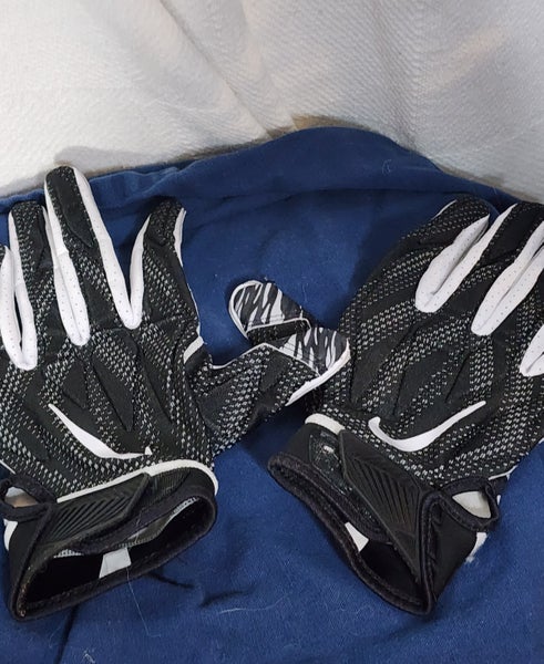 Nike Superbad NFL Officially Licensed Game Issued Receiver Black White Football Gloves 2XL