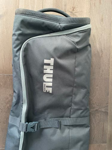 Thule Roundtrip Ski Bag (Used)