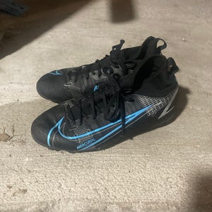 Kids 5Y (Big Kids / Youth) Nike Cleats (Used)