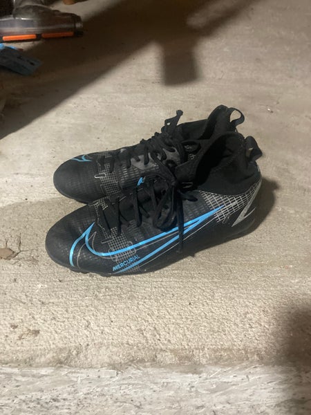 Kids 5Y (Big Kids / Youth) Nike Cleats (Used)