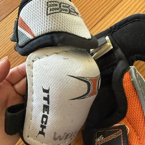 Medium Youth Itech Elbow Pads (Used)