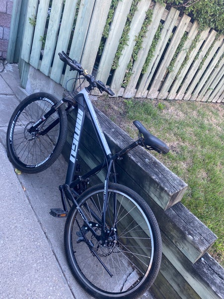 Adidas Mountain Bike M (Used)