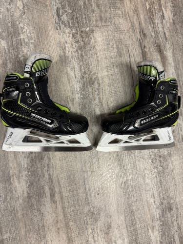 Bauer GSX Hockey Goalie Skates Junior Size 1 Great Condition
