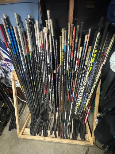 Senior Bauer Right Handed Hockey Stick (Used)