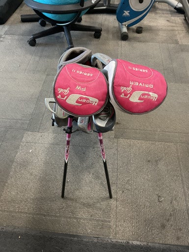Used Walter Hagen JR GIRLS Jr Package Set RH Pink 7 Piece 11614-S000220892