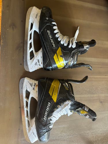 Bauer Supreme UltraSonic Hockey Skates 7.5 (Used)