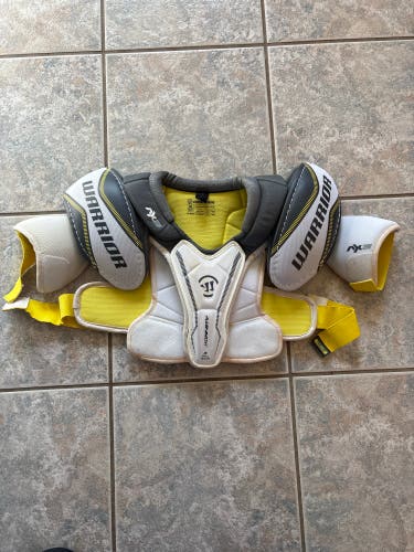 Small / Medium Junior Warrior Dynasty AX3 Shoulder Pads (Used)