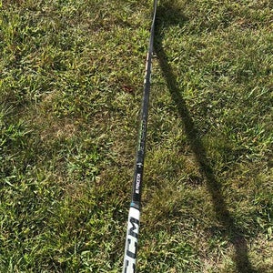 Intermediate CCM Jetspeed FT6 Pro Right Handed Hockey Stick P28 (New)
