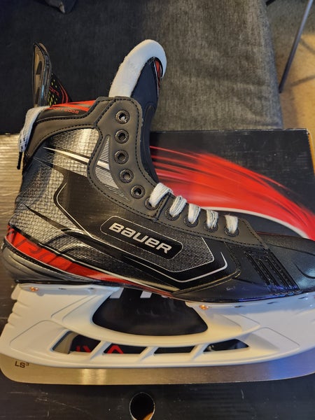 New Senior Bauer Vapor 2X Hockey Skates Regular Width 10