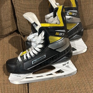 Bauer Supreme S37 Hockey Skates Extra Wide Width 9 (Used)