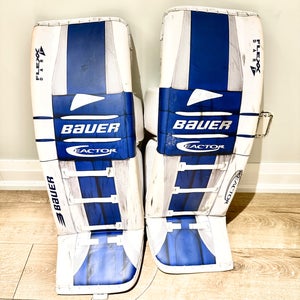 Medium 2023 Bauer Reactor 2000 Goalie Leg Pads (Used)