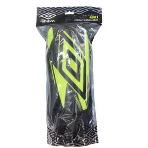 Used Umbro Soccer Shin Guards Adult Black LG 11760-S000081563