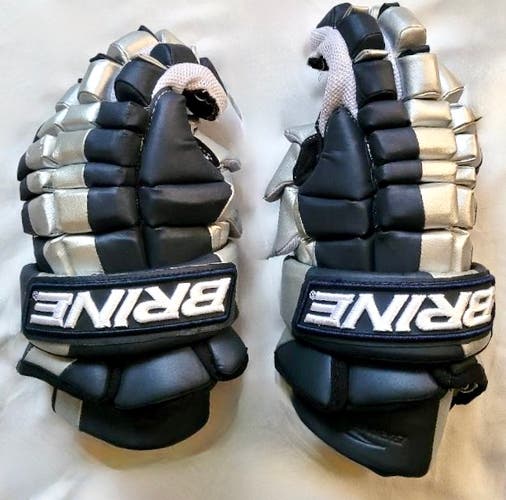 Brine Deft Gloves 13" Black and Silver LGLDEF63 (used) Good condition