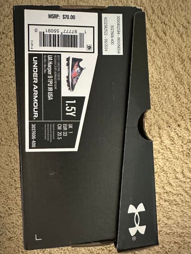 Black Kid's 1.5Y (Big Kids / Youth) Youth Under Armour Harper 9 Low Top (New)