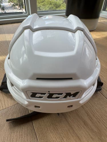Small CCM Tacks 910 Helmet (Used)
