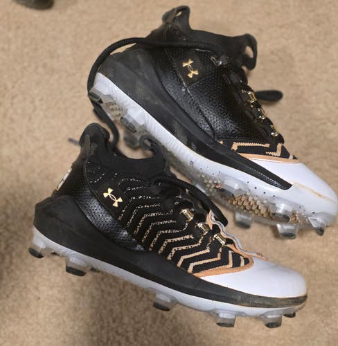 Black Kid's 7Y (Big Kids / Youth) Youth Under Armour Molded Cleats (Used)