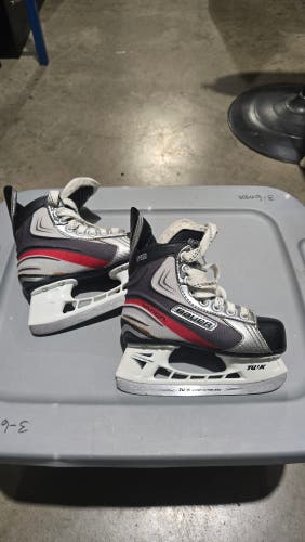 Bauer Vapor Hockey Skates Regular Width 12 (Used)