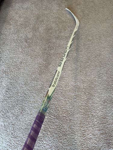 Senior Bauer Proto-R Right Handed Hockey Stick P90TM (Used)