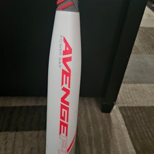 AXE Avenge Pro Composite Bat (-11) 20 oz 31" (Used)