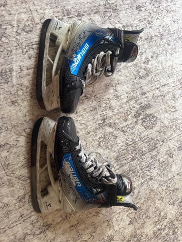 Custom Blue Bauer Vapor Hyperlite 2 Hockey Skates Regular Width Size 4.5