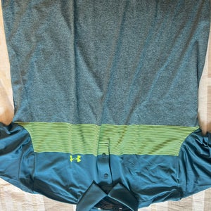 Blue XL Men's Under Armour Shirt (Used)
