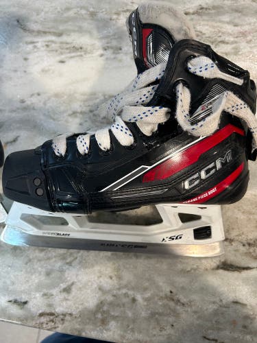 CCM Jetspeed FT2 Hockey Goalie Skates Size 2.5 (Used)